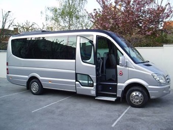 Alquiler minibus en Paris MERCEDES
